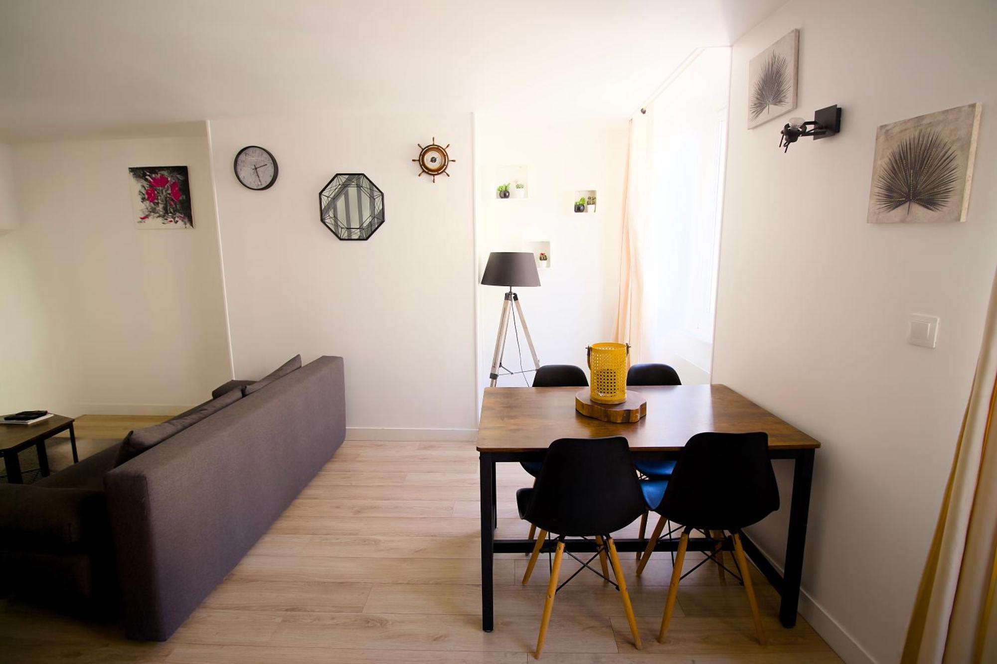 Triplex Lumineux A Cherbourg, Hyper Centre, 2 Pas Du Port & Vie Nocturne, Intendance Luxury Host Ngoại thất bức ảnh
